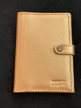 PASSPORT WALLET